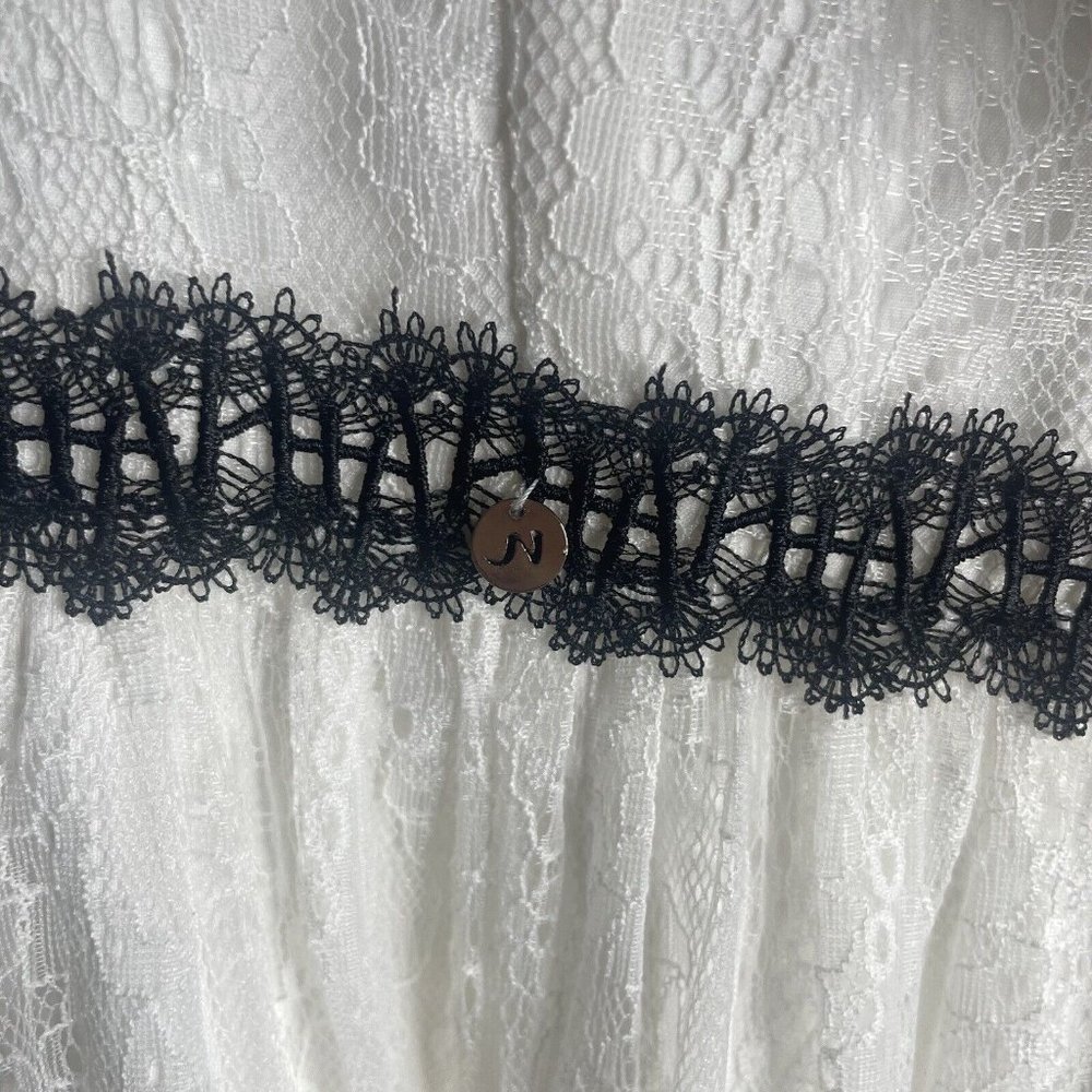 Wolf And Badger Nissa Dress EU 40 US 8 White Black Lace V Neck MIDI Short Sleeve - Picture 5 of 11